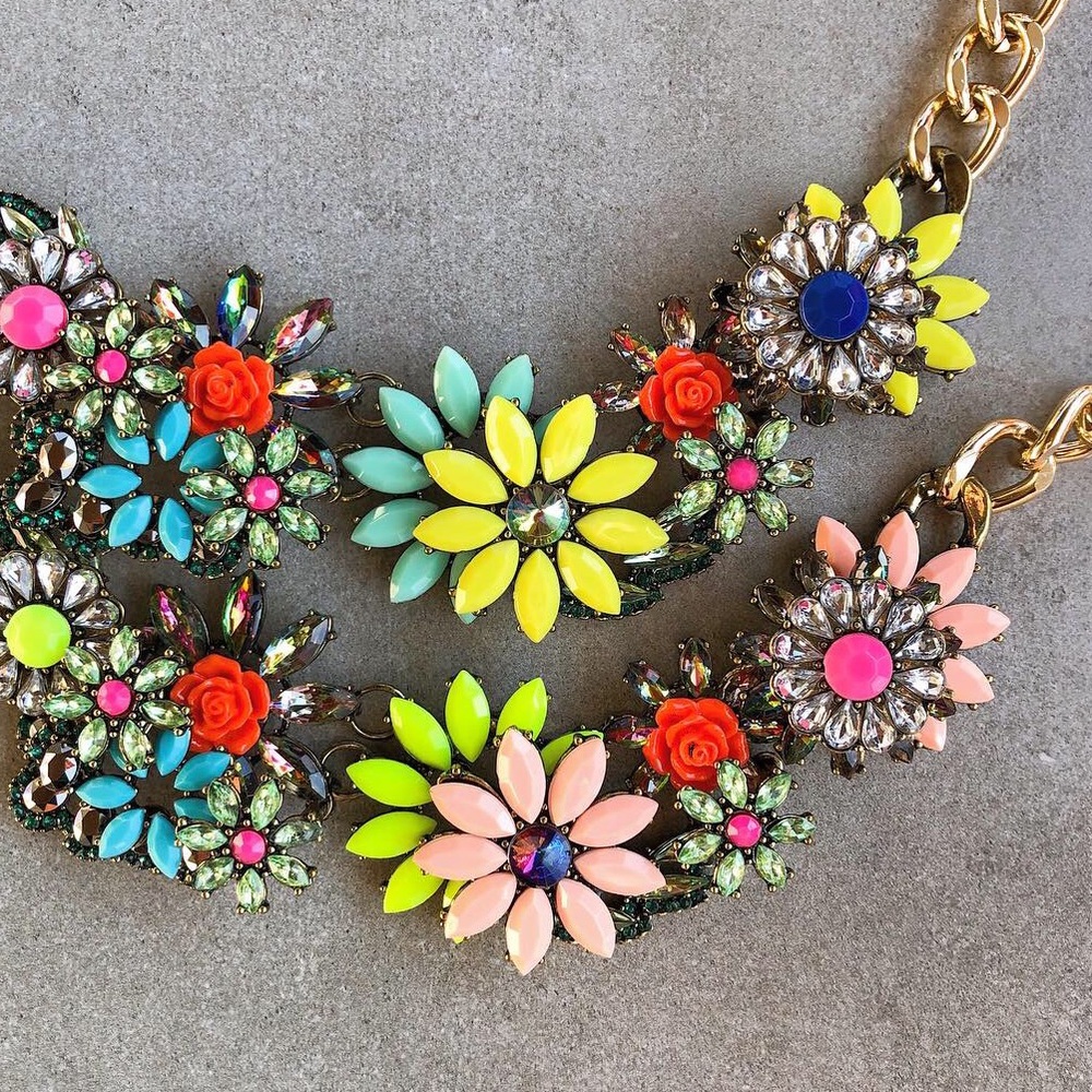 Neon Pastel Statement Necklace - Picture 7 of 8